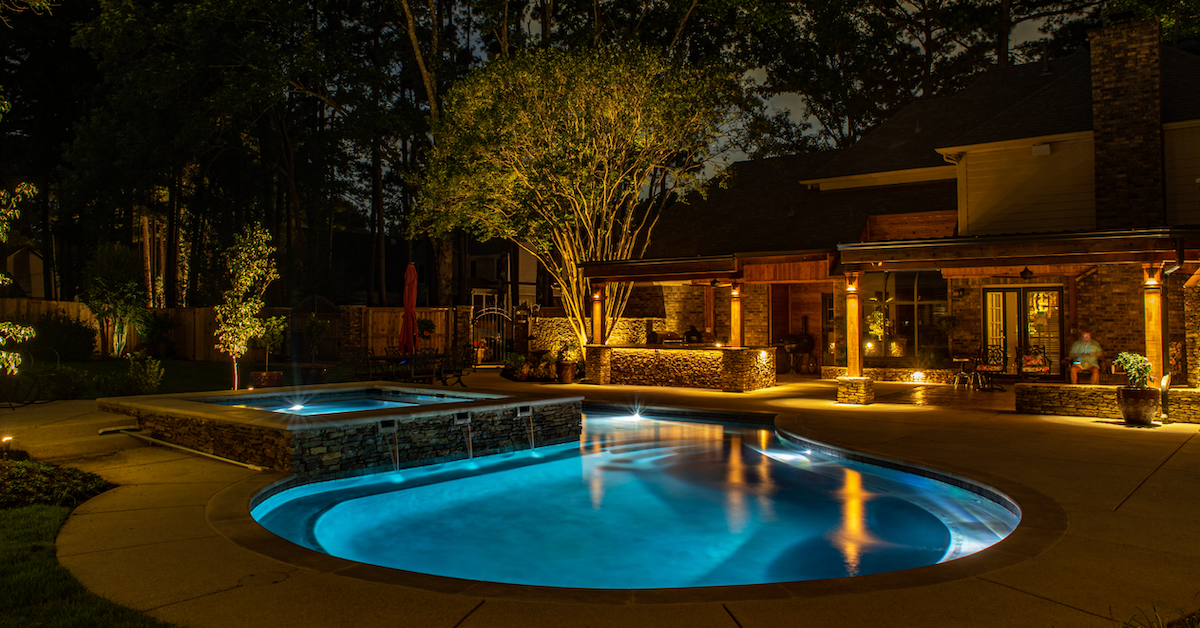 4 Ways to Light Up Your Pool at Night